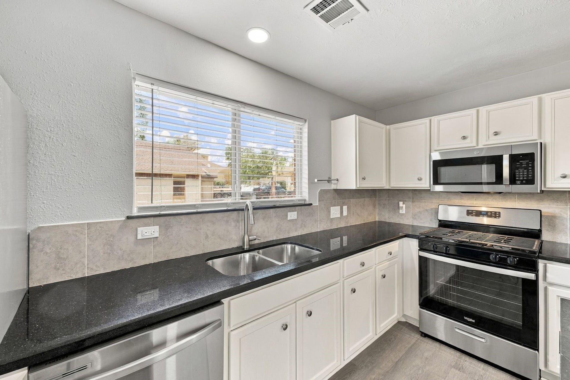 17123 Port O Call Street, Crosby, TX 77532 17123 Port O Call Street, Crosby, TX 77532