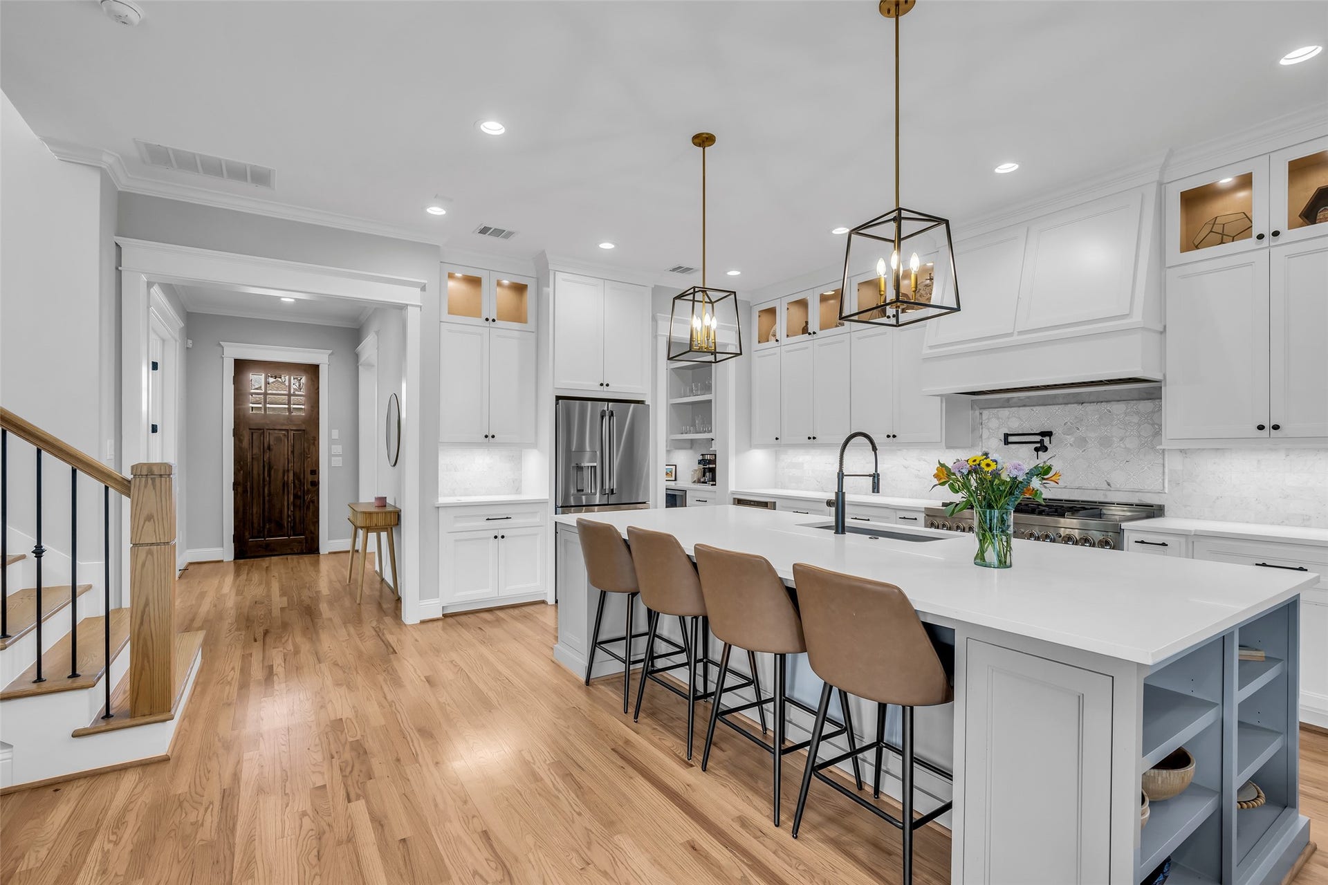 800 Walton Street, Houston, TX 77009 Welcome to this beautiful kitchen, featuring functional layout, ample counter space, and thoughtful details that make cooking and entertaining a pleasure.