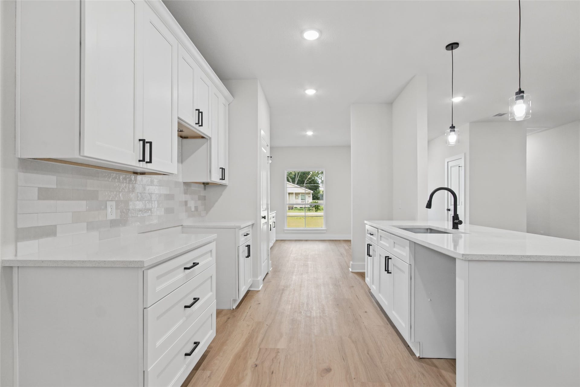 12025 21st Street, Santa Fe, TX 77510 12025 21st Street, Santa Fe, TX 77510