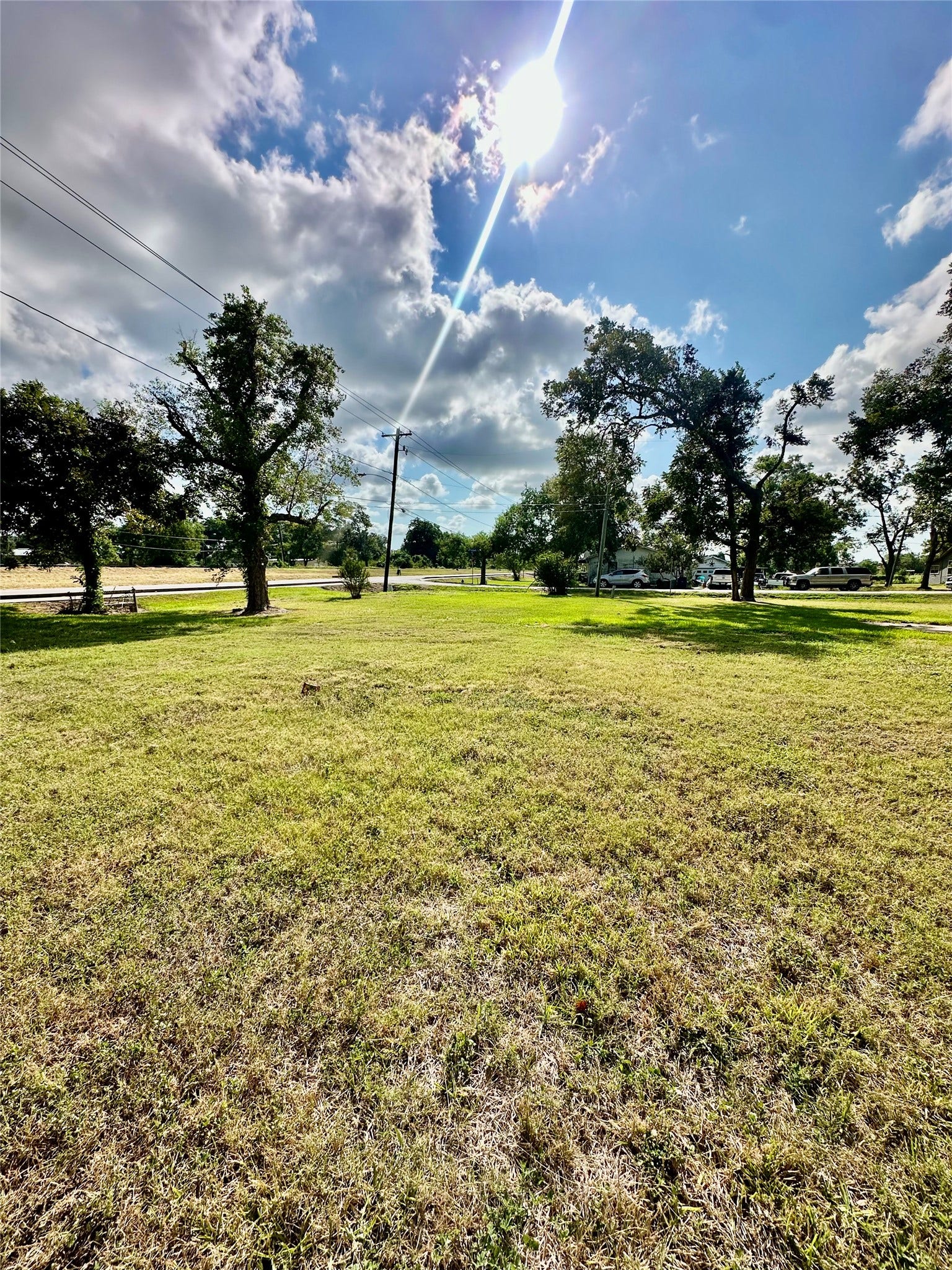 400 Old Angleton Road, Clute, TX 77531 400 Old Angleton Road, Clute, TX 77531
