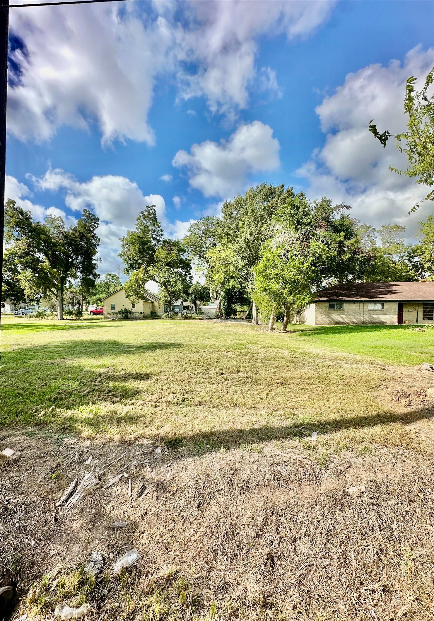 400 Old Angleton Road, Clute, TX 77531 400 Old Angleton Road, Clute, TX 77531