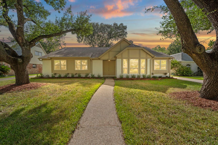 Property photo for 2931 Kevin Lane, Houston, TX