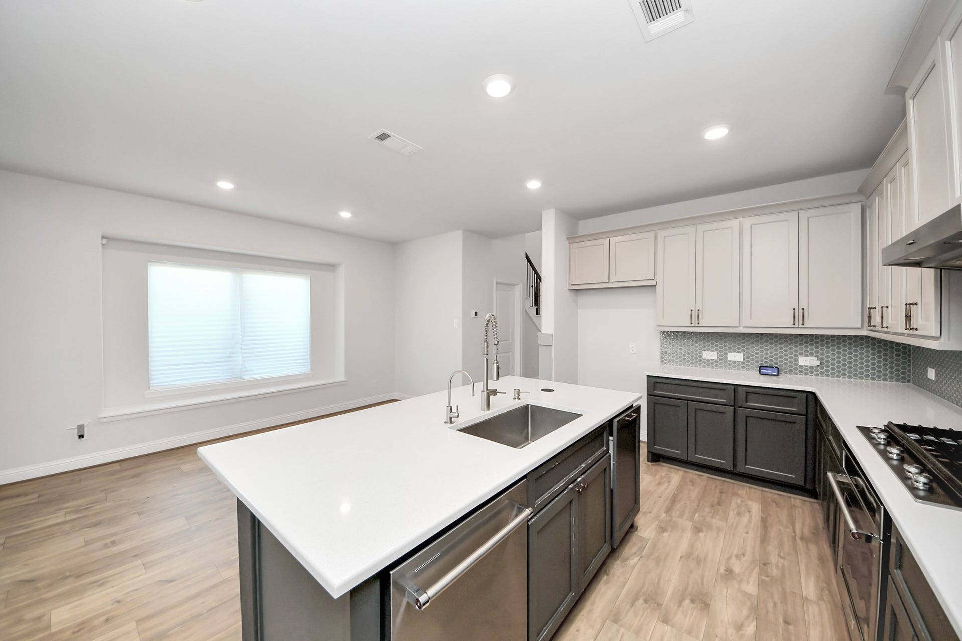 4251 Colony Lane, Missouri City, TX 77459 4251 Colony Lane, Missouri City, TX 77459