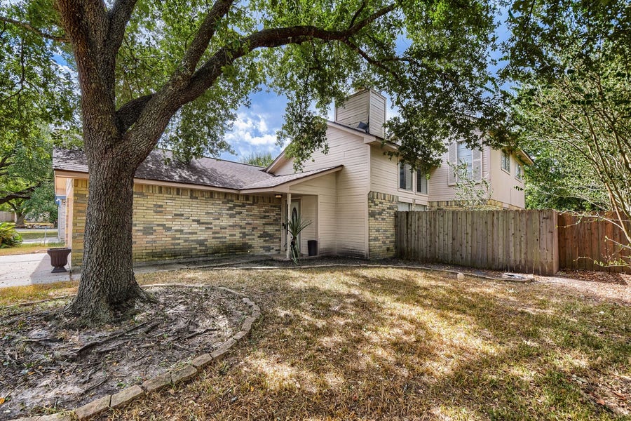 Property photo for 23807 Floragate Drive, Spring, TX