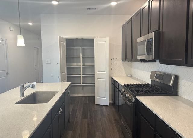 30216 Arnold Branch Drive, Magnolia, TX 77355