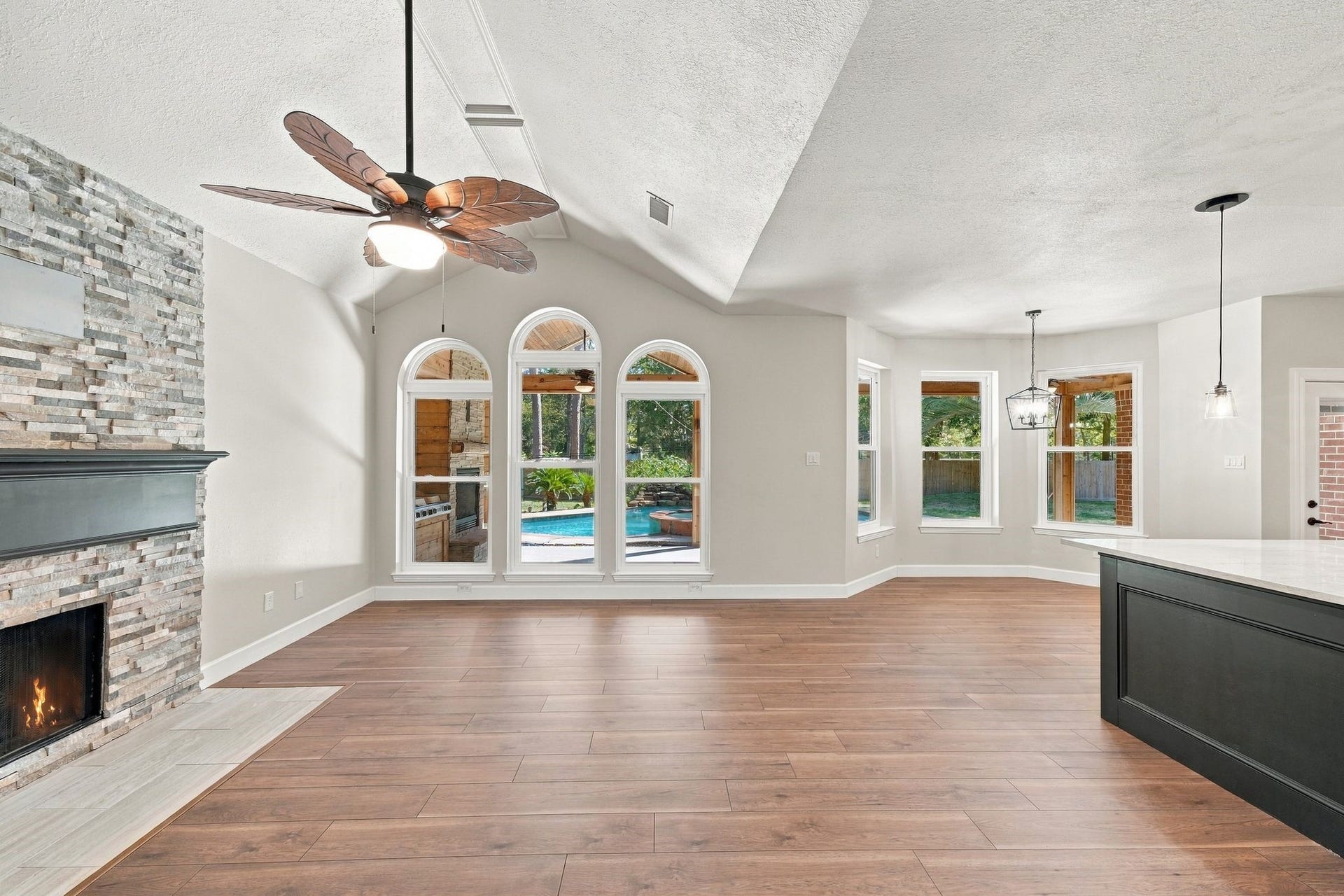 1065 Heritage Lane, Conroe, TX 77304 Great open spaces to make your own! This will be the heart of the home!