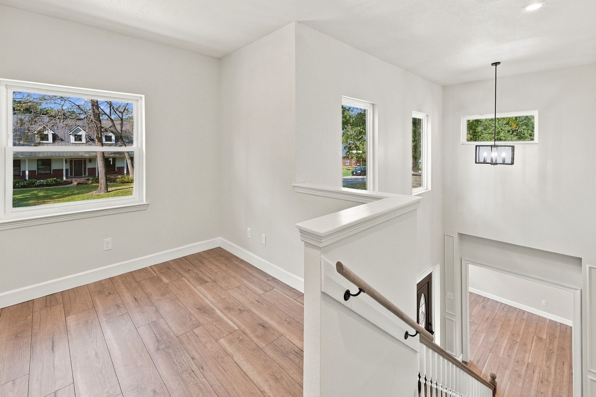 1065 Heritage Lane, Conroe, TX 77304 This large game room is at the top of the stairs and has plenty of room for your favorites! Pool table? Couches and a big TV?