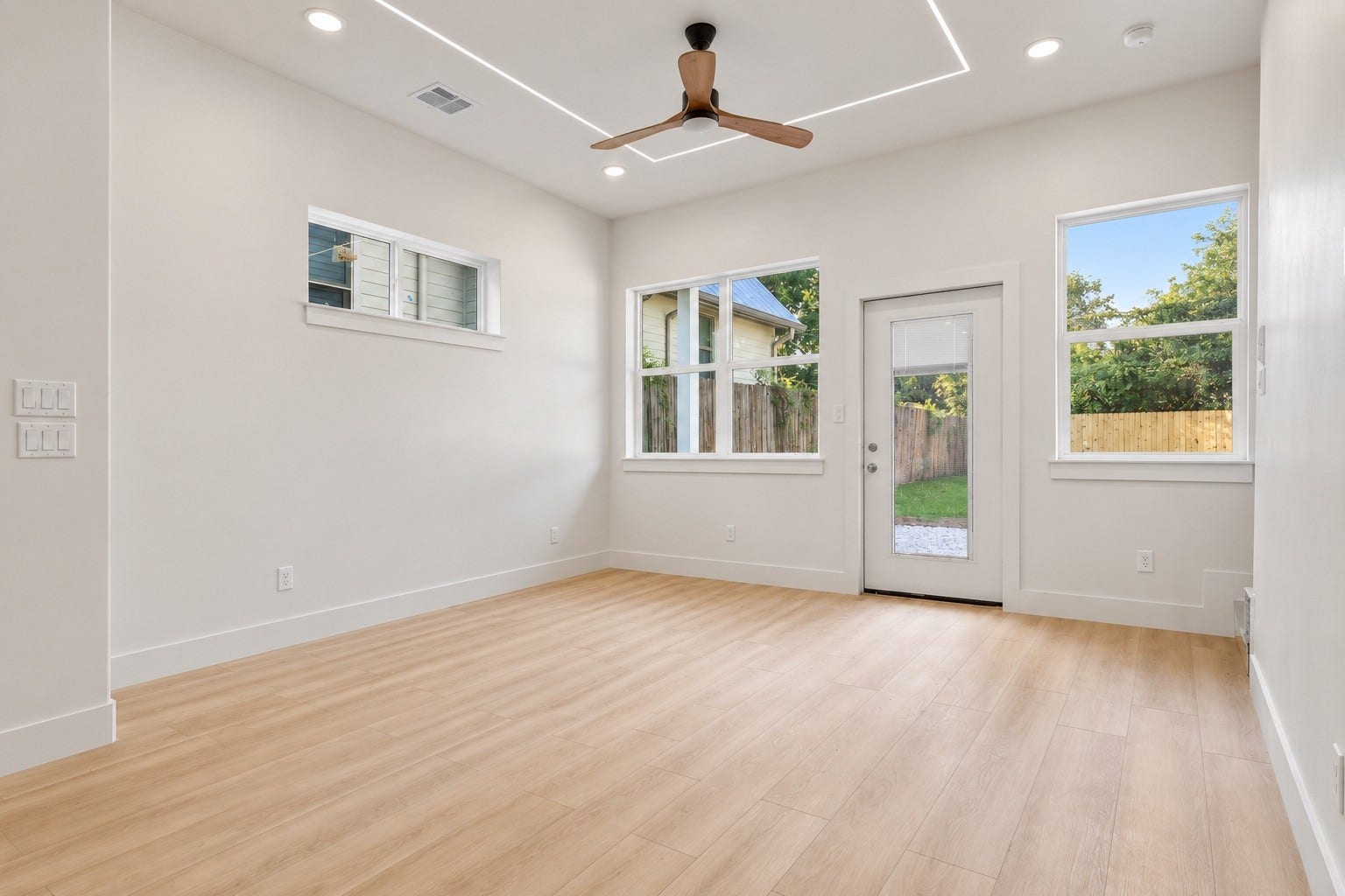 1521 Armada Drive, Houston, TX 77091 1521 Armada Drive, Houston, TX 77091