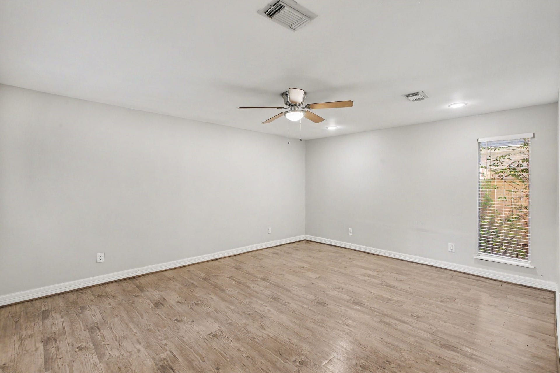 3515 Woodbriar Drive, Houston, TX 77068 3515 Woodbriar Drive, Houston, TX 77068