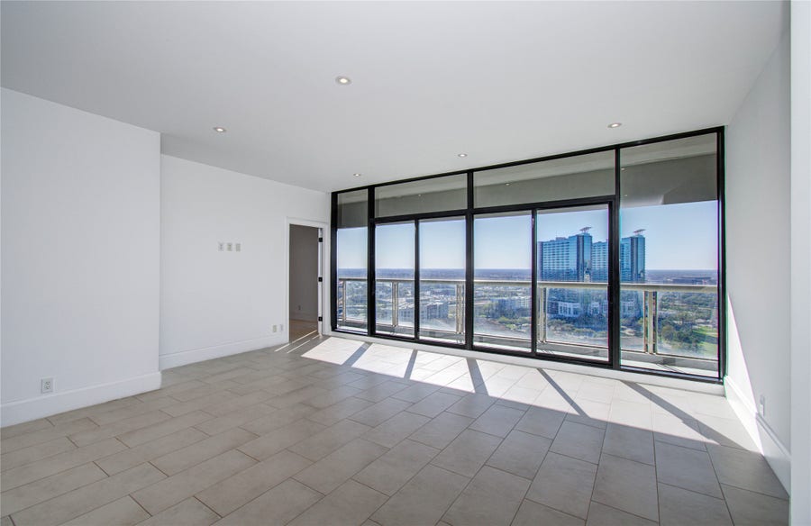 Property photo for 1701 Hermann Drive, #20D, Houston, TX