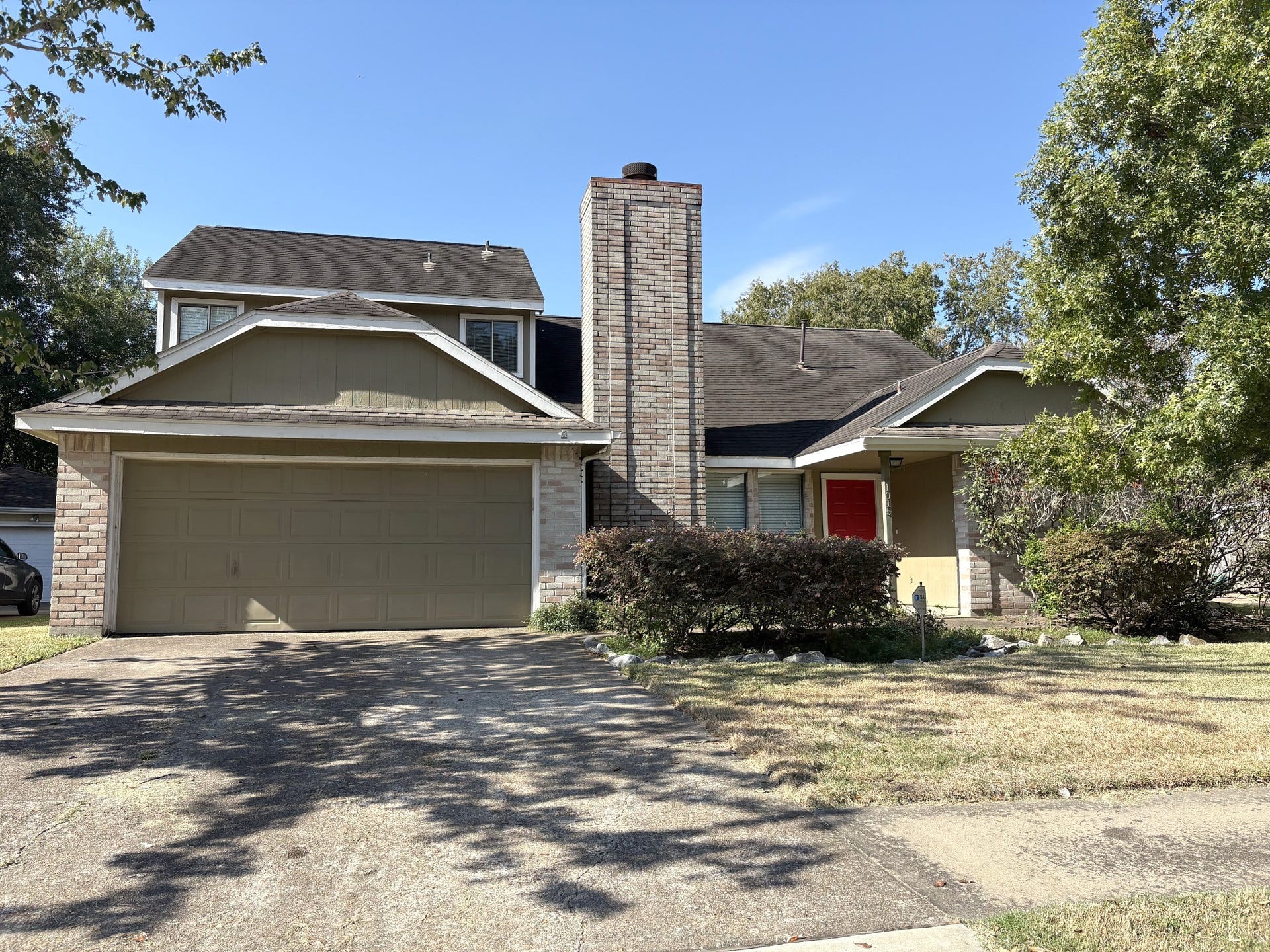 1015 Sugarfield Court, Sugar Land, TX 77498 Apply today before this one gets away!