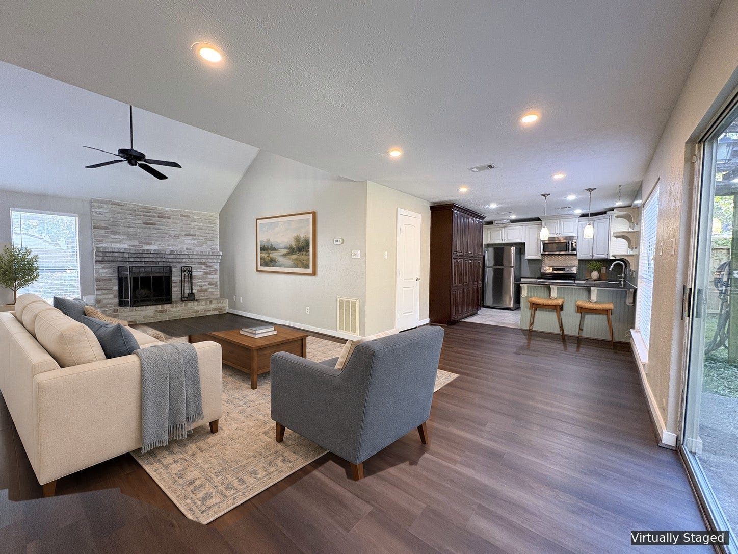 1015 Sugarfield Court, Sugar Land, TX 77498 Welcome HOme to 1015 Sugarfield Court!
