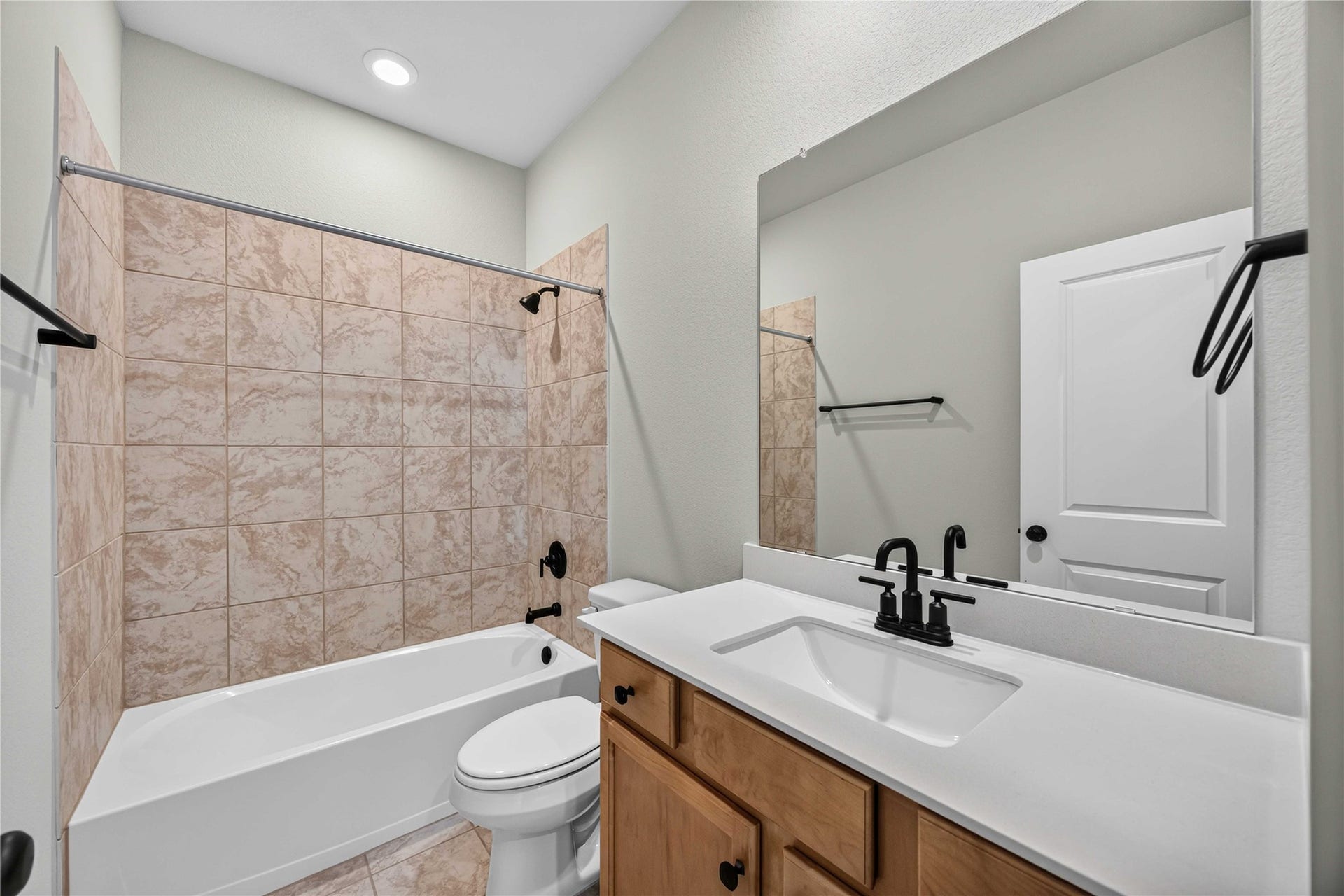 352 Palero Path, Brookshire, TX 77423