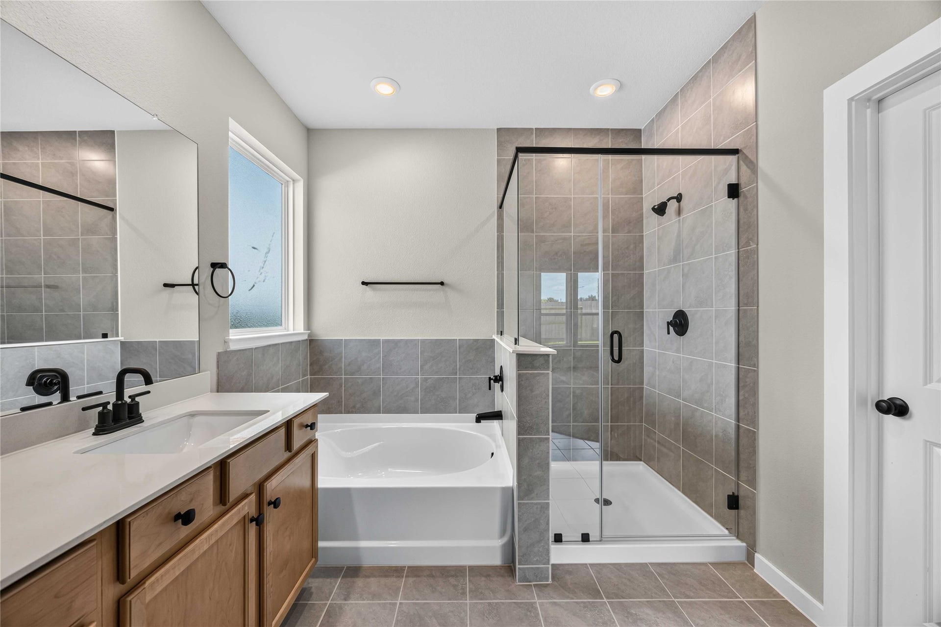 352 Palero Path, Brookshire, TX 77423