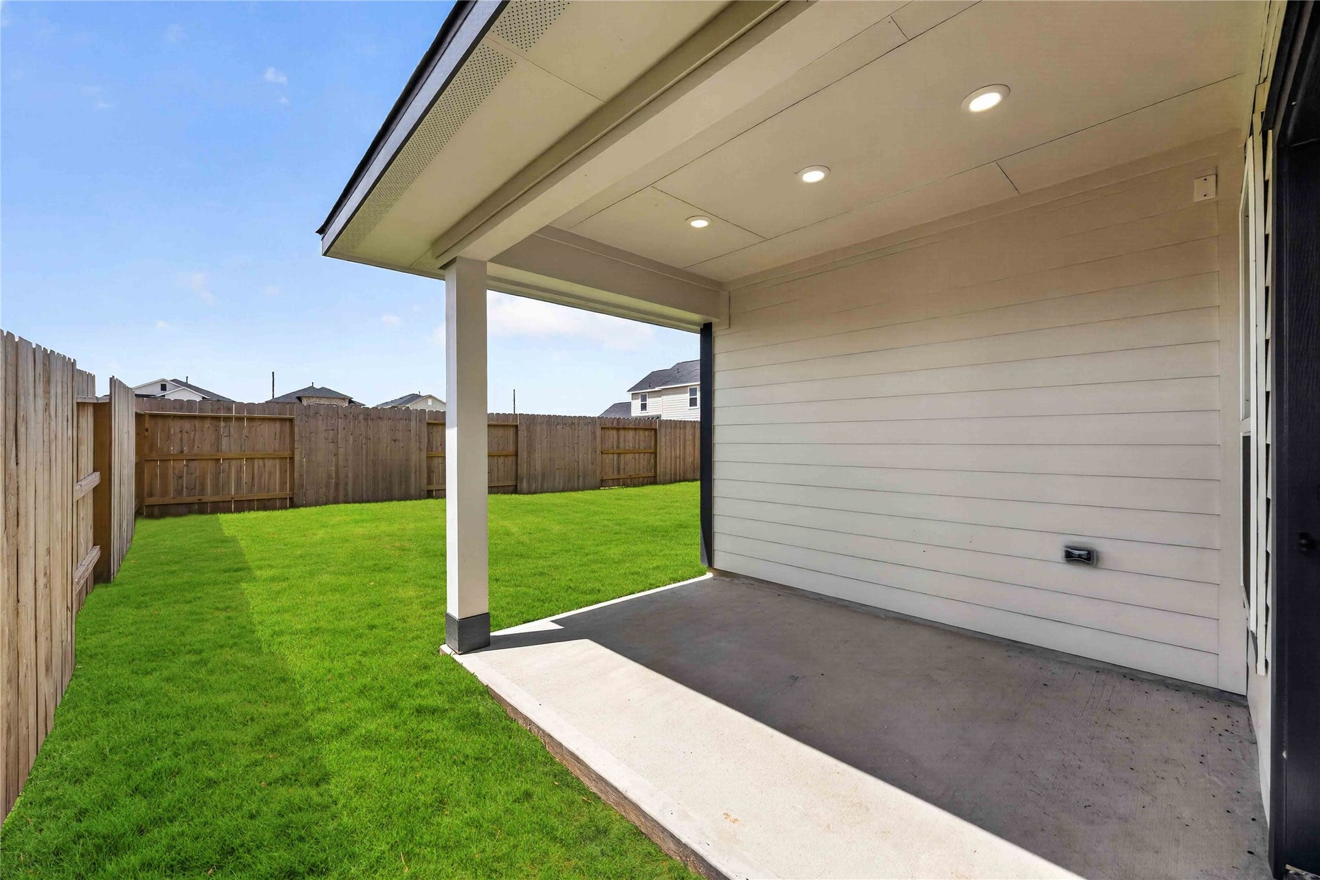 352 Palero Path, Brookshire, TX 77423