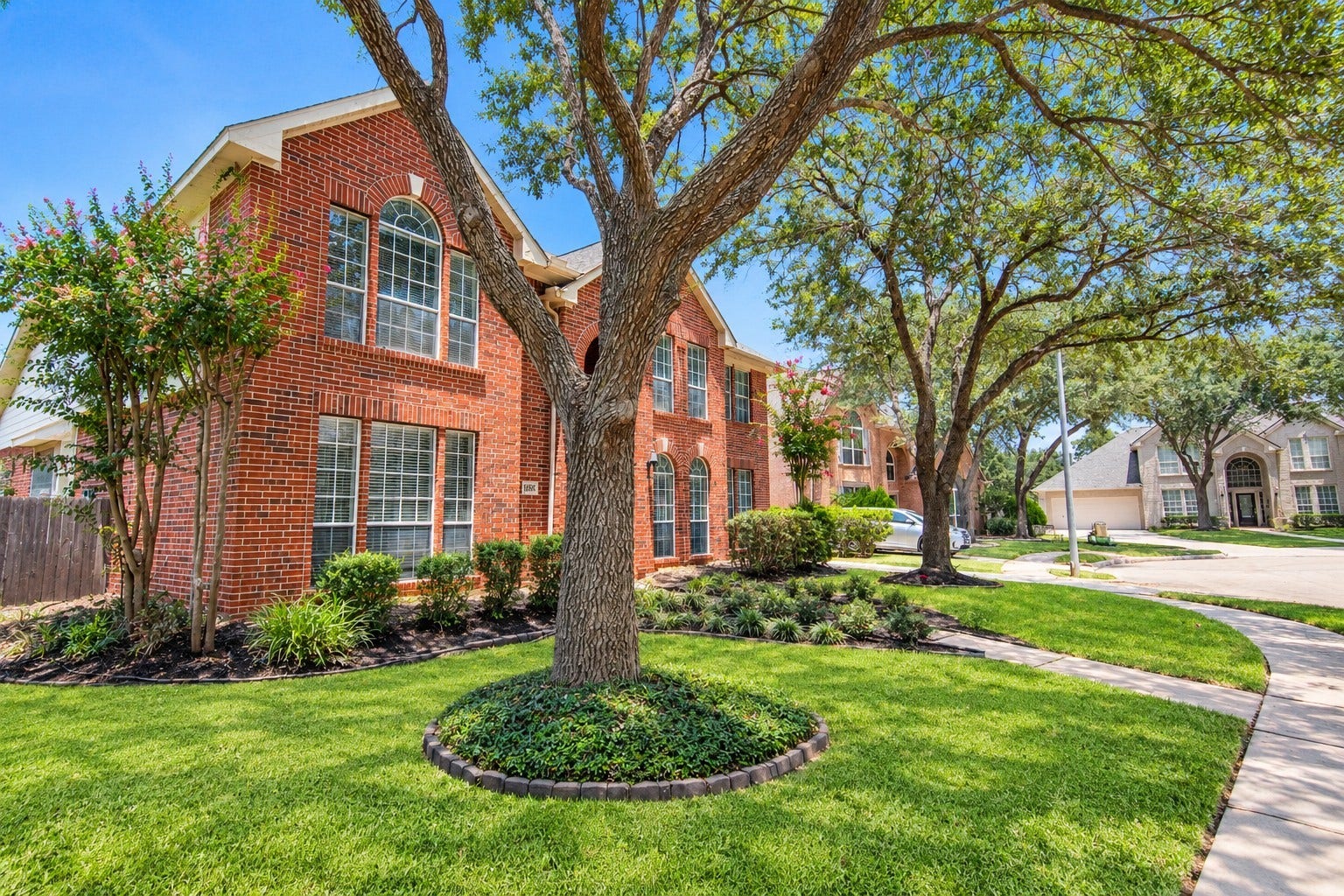 It has it all 4 bedrooms and 4 baths and both formals and family room and large game room.  Awesome island kitchen with corian countertops.