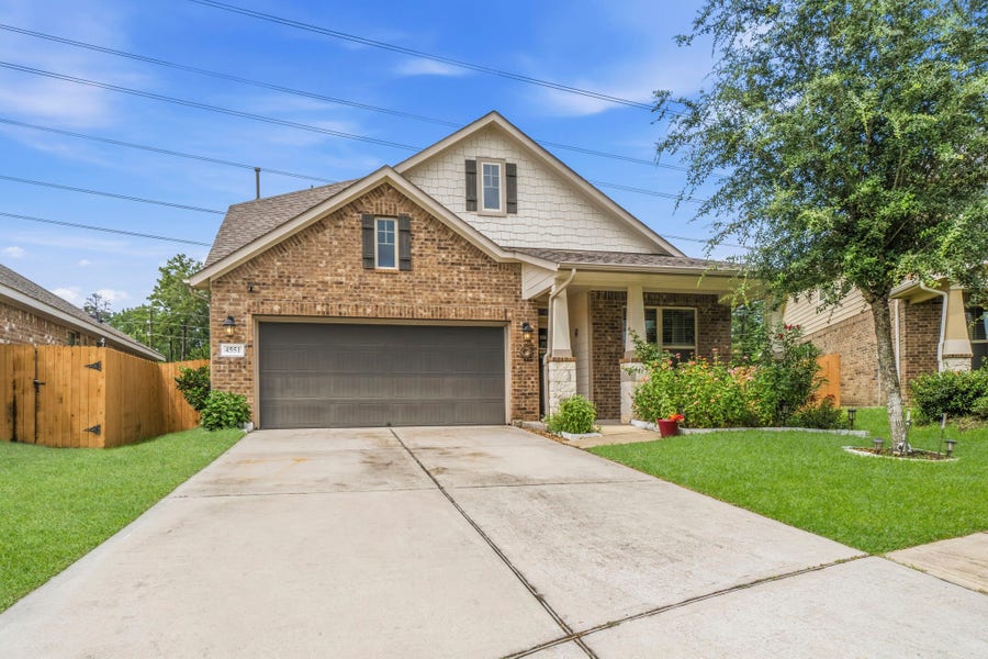 Property photo for 4551 Overlook Bend Drive, Spring, TX