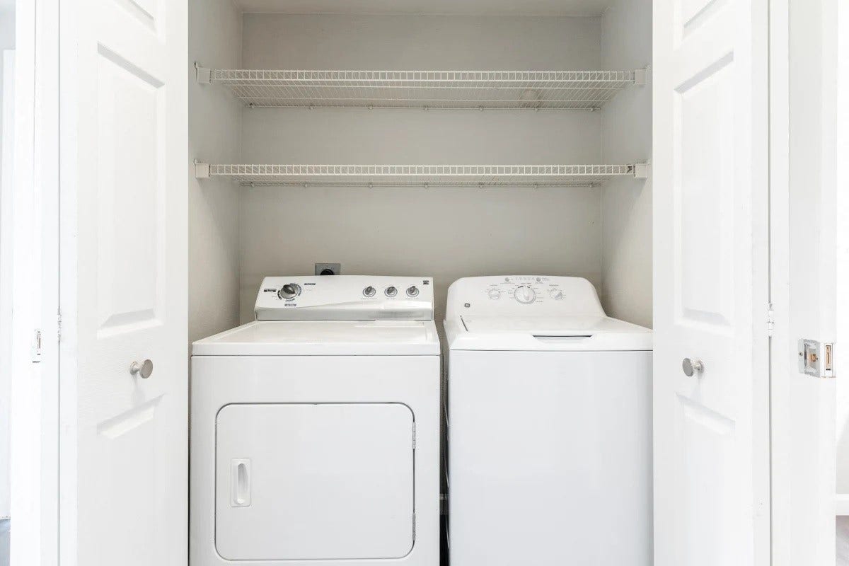 11355 Richmond Avenue, #0724, South Houston, TX 77082 Photos are not of actual unit of a model