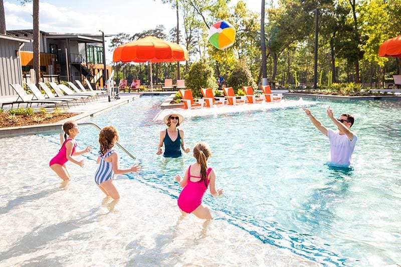 389 Mulberry Creek Street, Conroe, TX 77304 Community Amenities