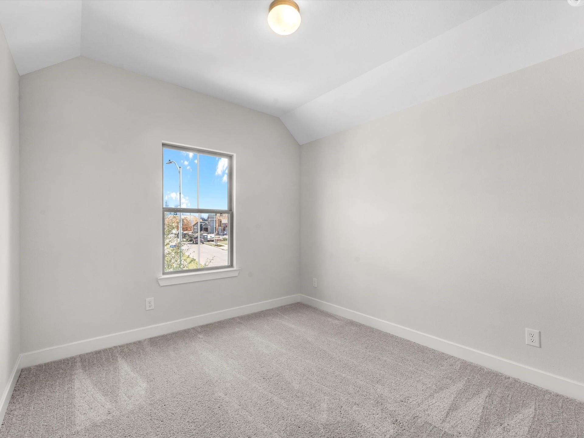 389 Mulberry Creek Street, Conroe, TX 77304 Representative image; features, selections and colors may vary.