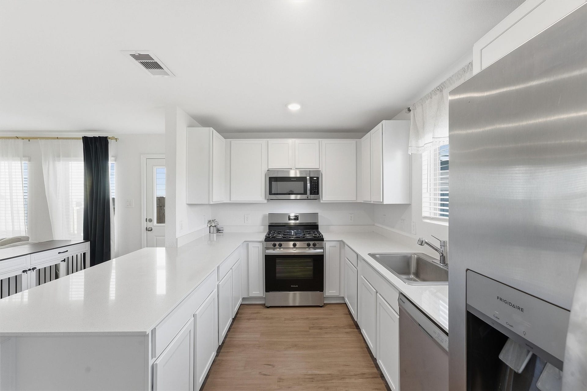22381 Curly Maple Drive, New Caney, TX 77357 22381 Curly Maple Drive, New Caney, TX 77357