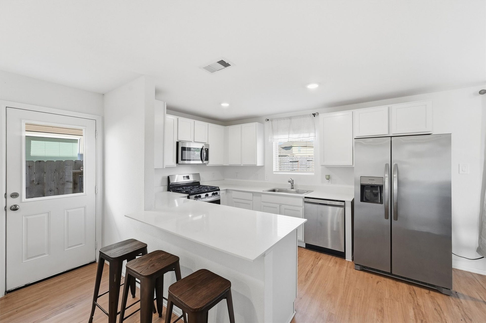 22381 Curly Maple Drive, New Caney, TX 77357 22381 Curly Maple Drive, New Caney, TX 77357