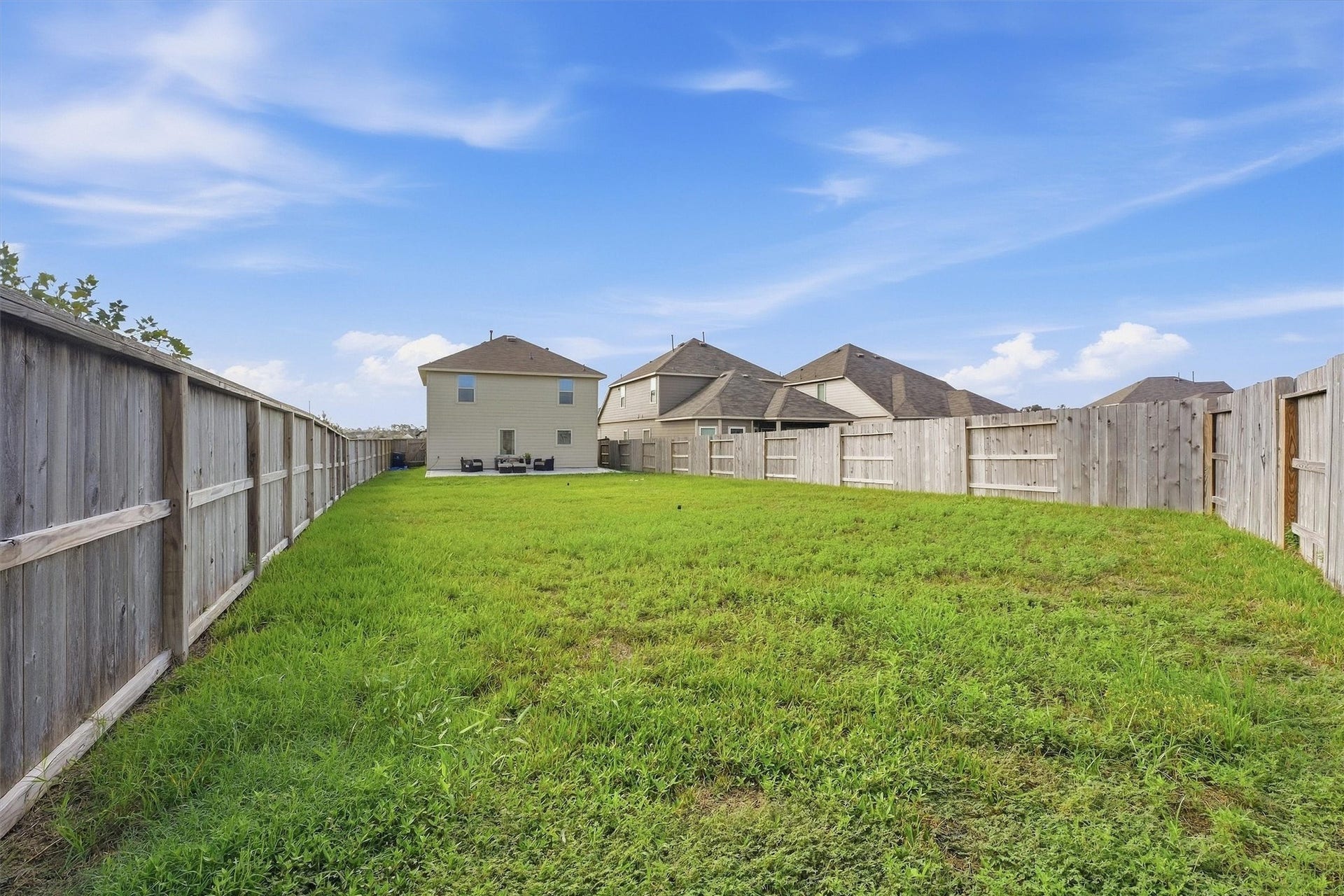 22381 Curly Maple Drive, New Caney, TX 77357 22381 Curly Maple Drive, New Caney, TX 77357