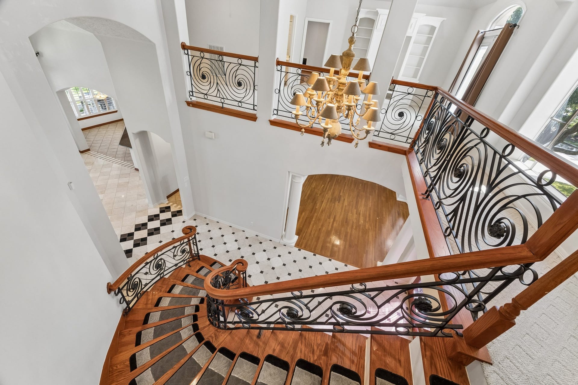 2731 Lakecrest Drive, Pearland, TX 77584 Enchanting upstairs with gameroom + media room.