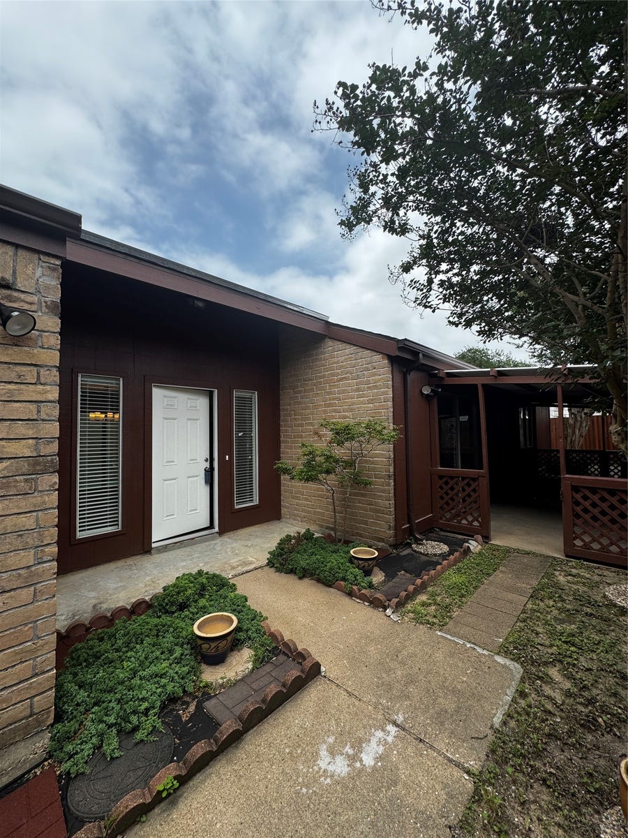 Property photo for 8807 Belle Glen Drive, Houston, TX