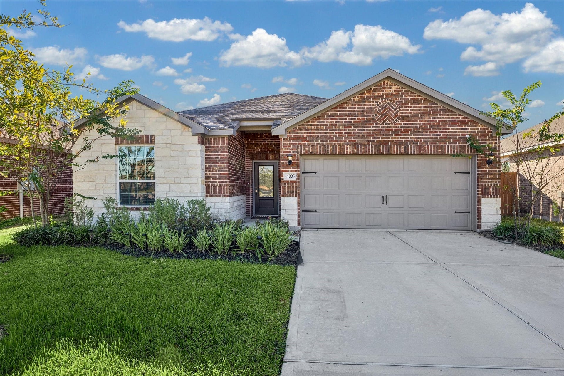 14005 Freeboard Drive, Texas City, TX 77510 Welcome Home