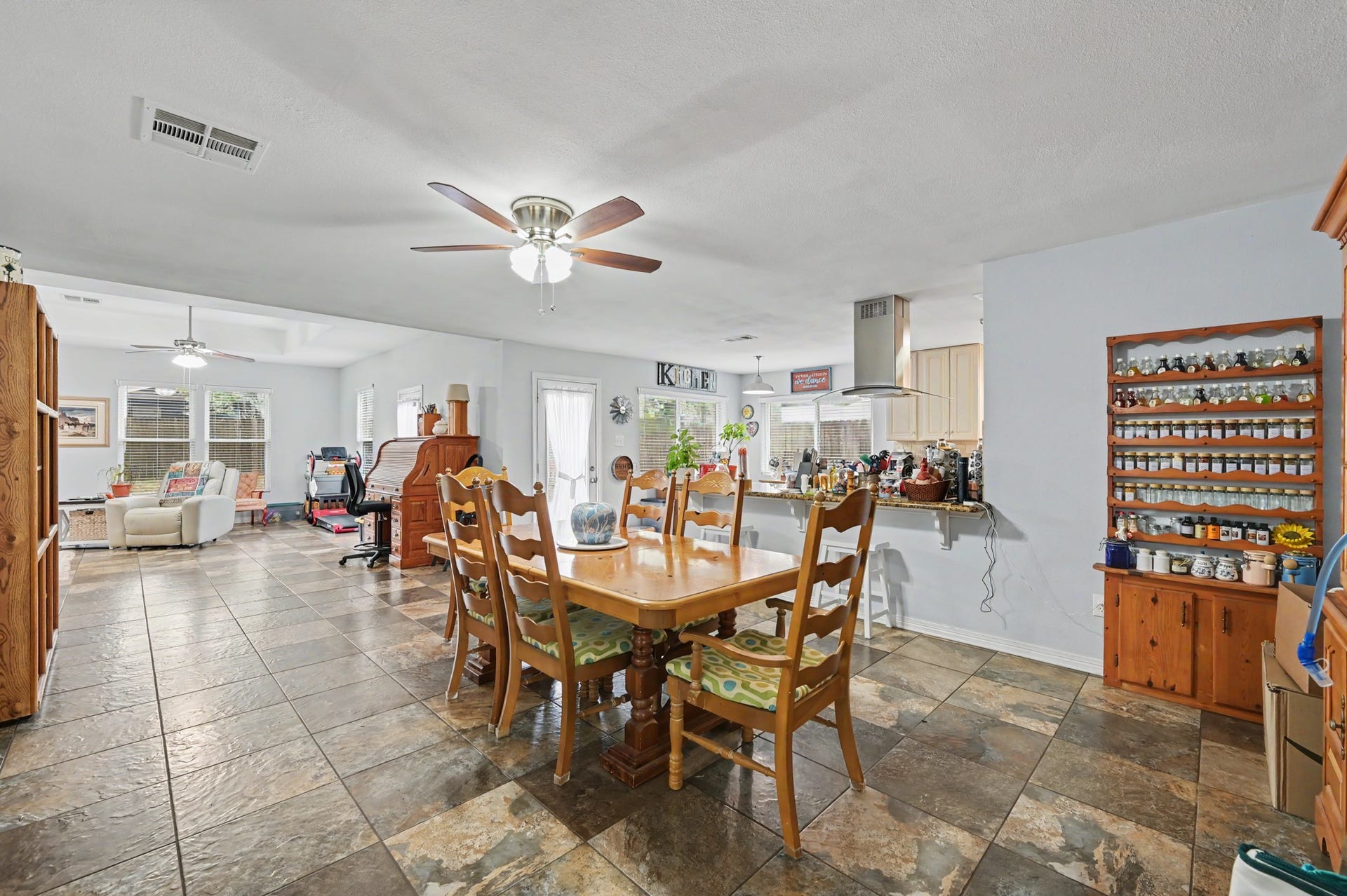 3423 Dawnwood Drive, Spring, TX 77380 3423 Dawnwood Drive, Spring, TX 77380