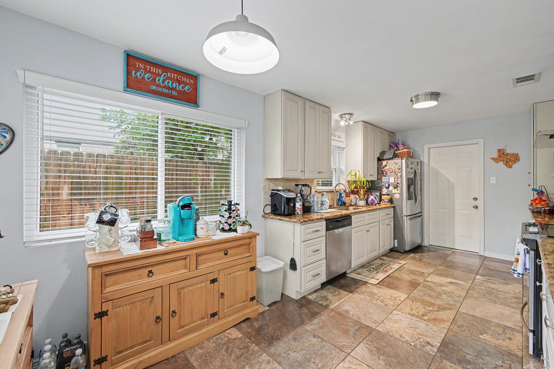 3423 Dawnwood Drive, Spring, TX 77380 3423 Dawnwood Drive, Spring, TX 77380