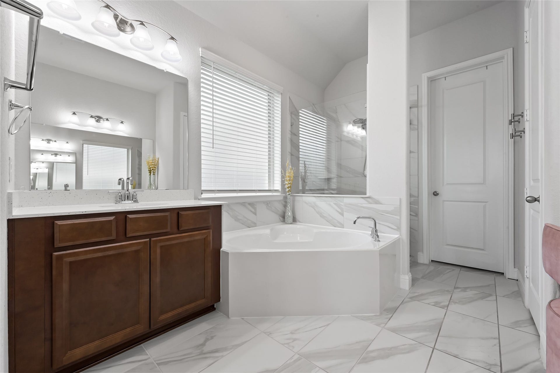 1729 Stable Stone Lane, Pearland, TX 77581 1729 Stable Stone Lane, Pearland, TX 77581