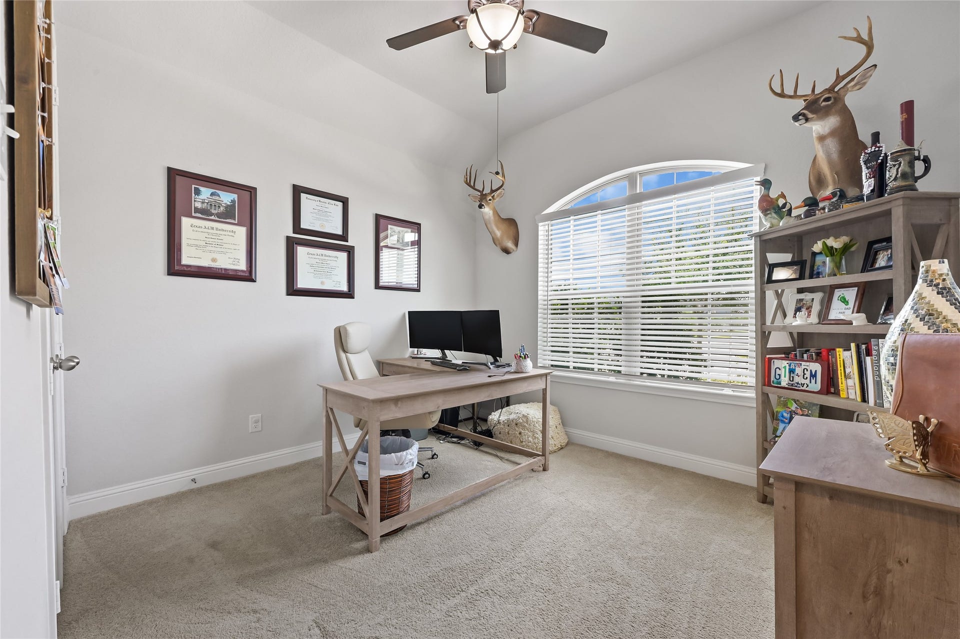 1729 Stable Stone Lane, Pearland, TX 77581 1729 Stable Stone Lane, Pearland, TX 77581
