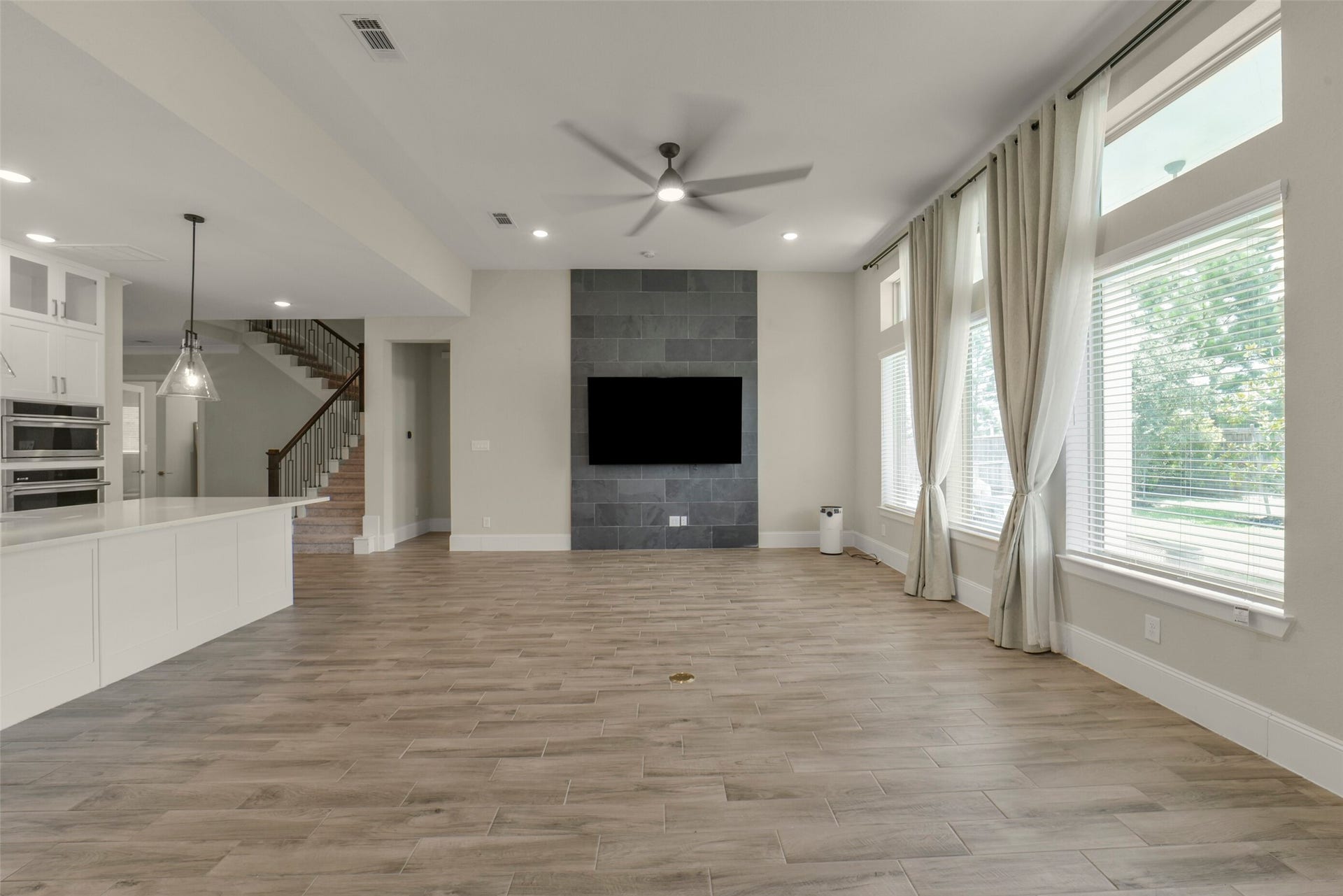 7006 San Bernard Trail, Katy, TX 77493 Family Room