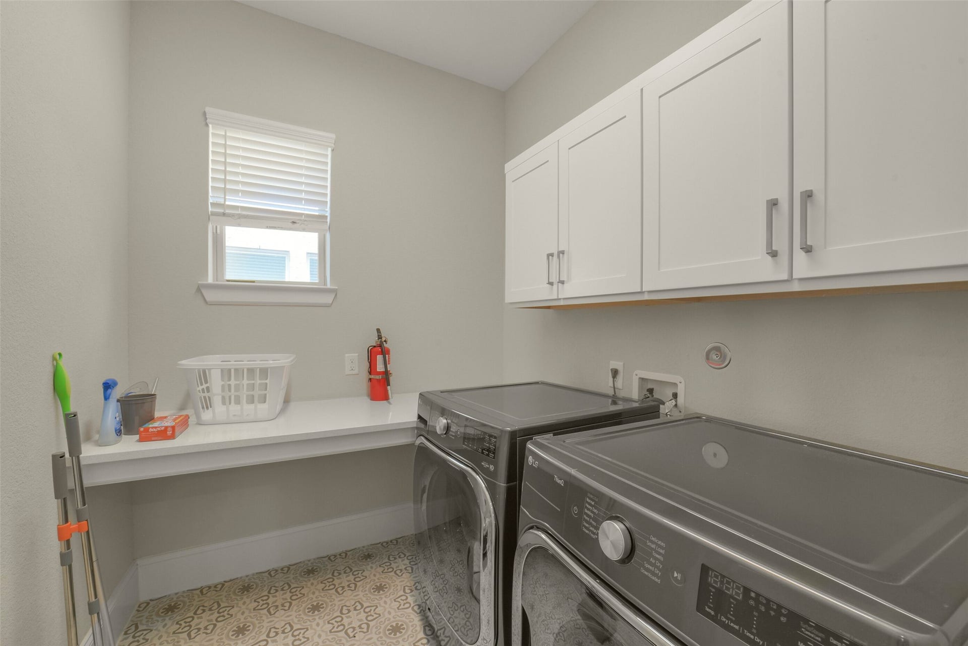 7006 San Bernard Trail, Katy, TX 77493 Laundry Room