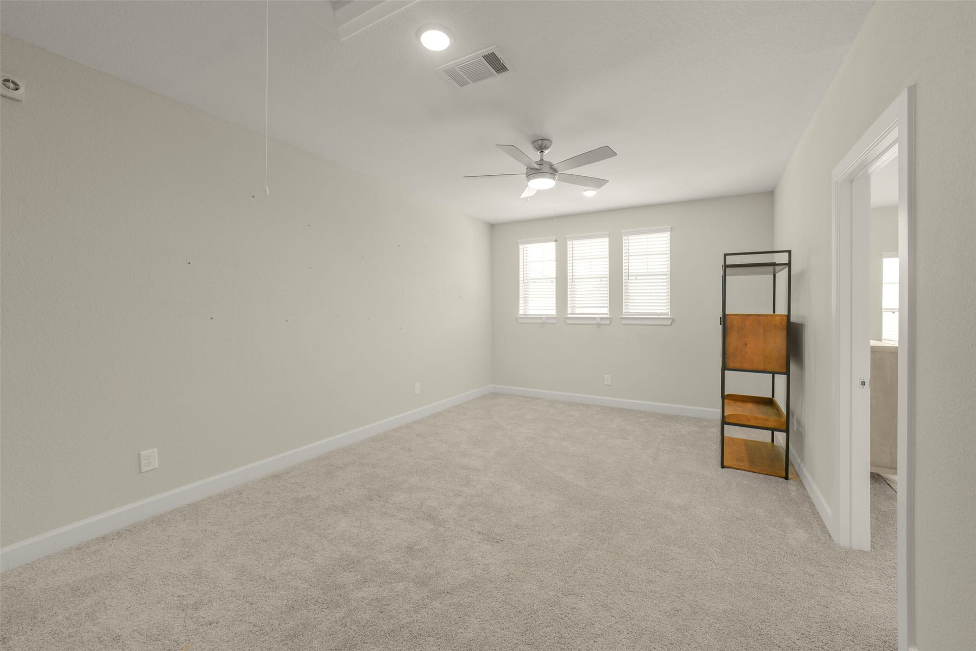 7006 San Bernard Trail, Katy, TX 77493 2nd Living Room - 2nd Floor