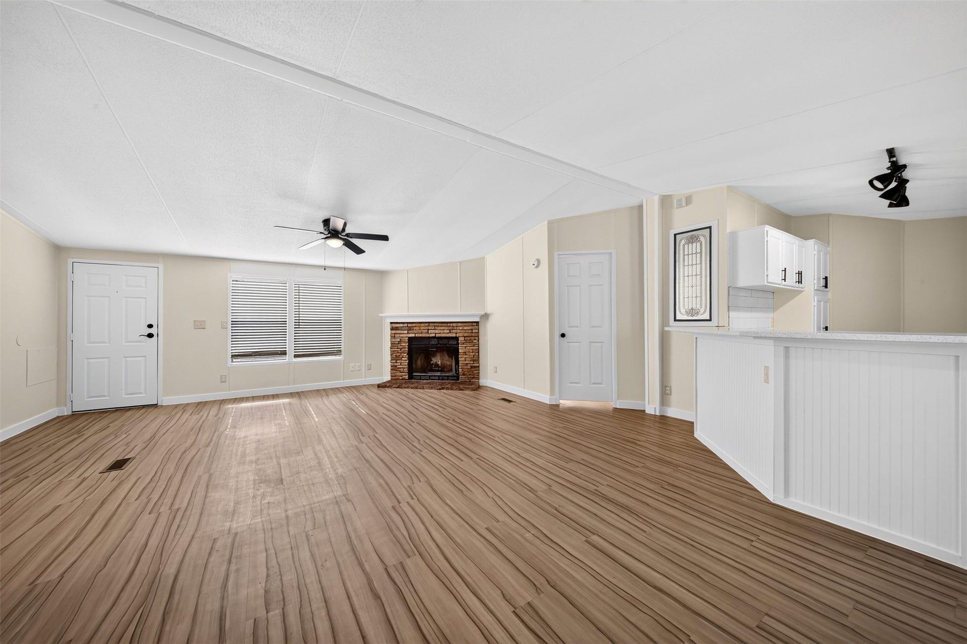 27184 Lazy S Street, Splendora, TX 77372 27184 Lazy S Street, Splendora, TX 77372