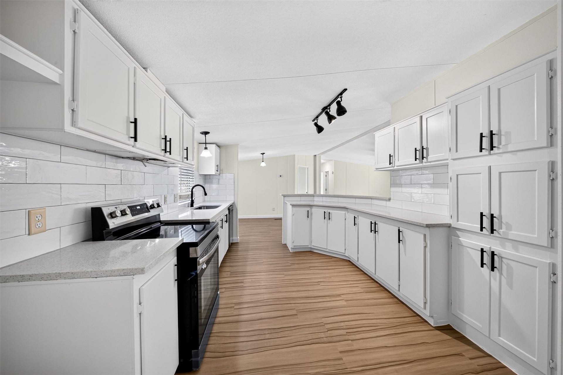 27184 Lazy S Street, Splendora, TX 77372 27184 Lazy S Street, Splendora, TX 77372