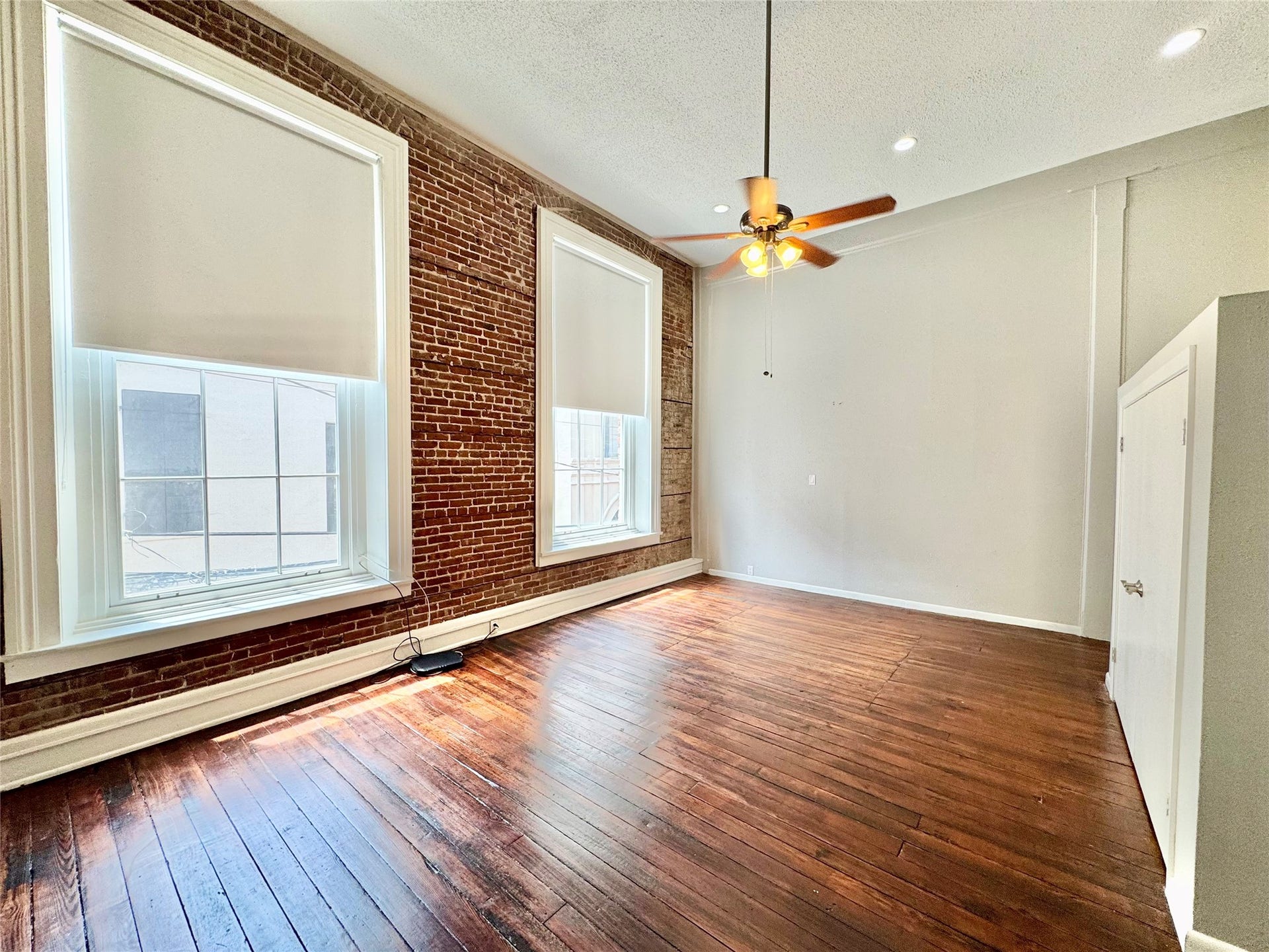 2309 Strand Street, #2D, Galveston, TX 77550 2309 Strand Street, #2D, Galveston, TX 77550