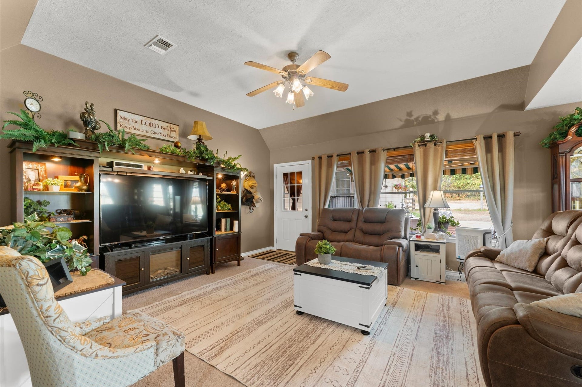 29381 Highway 6, Hempstead, TX 77445 29381 Highway 6, Hempstead, TX 77445
