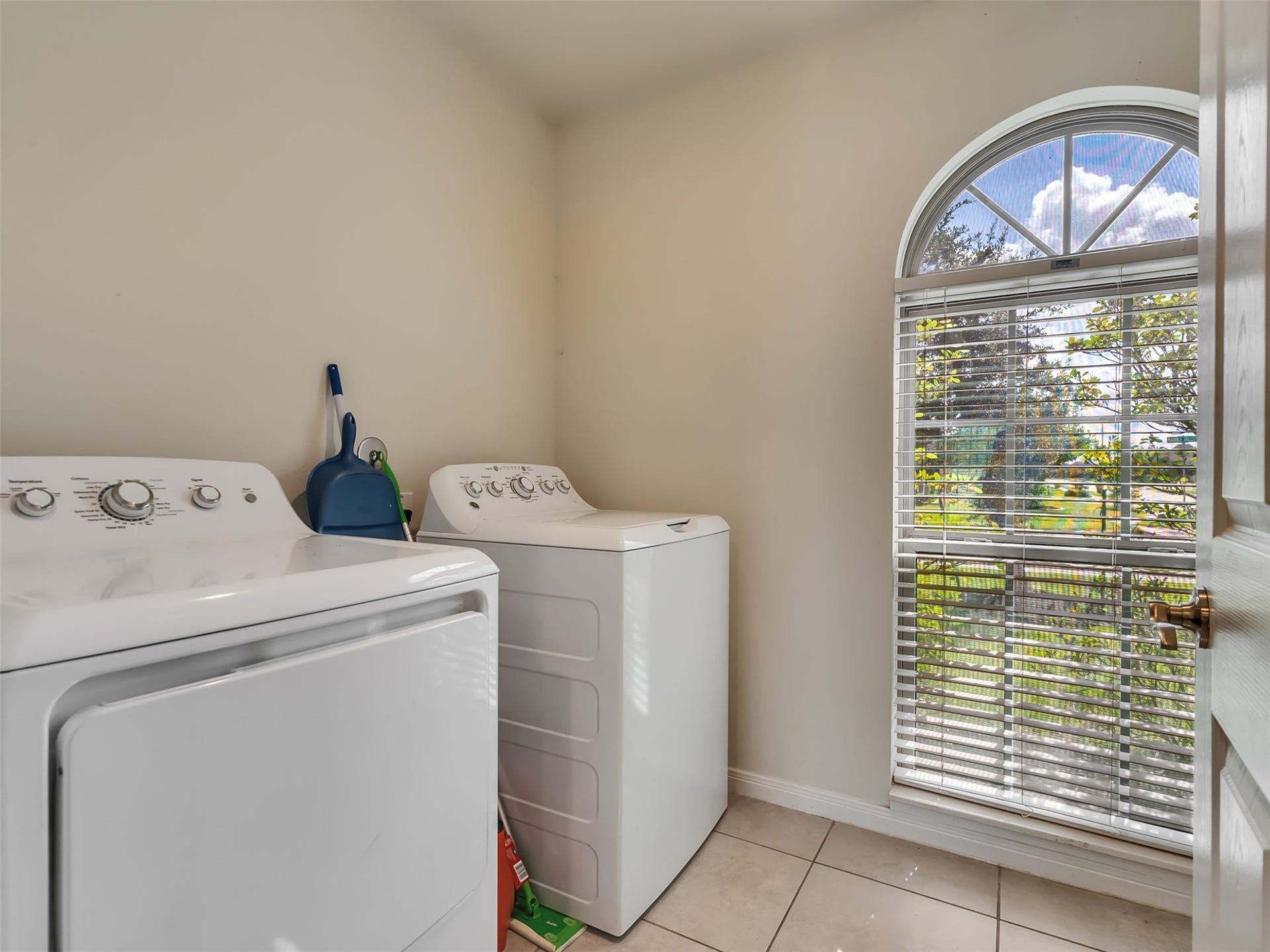 6514 Marble Falls Lane, Manvel, TX 77578