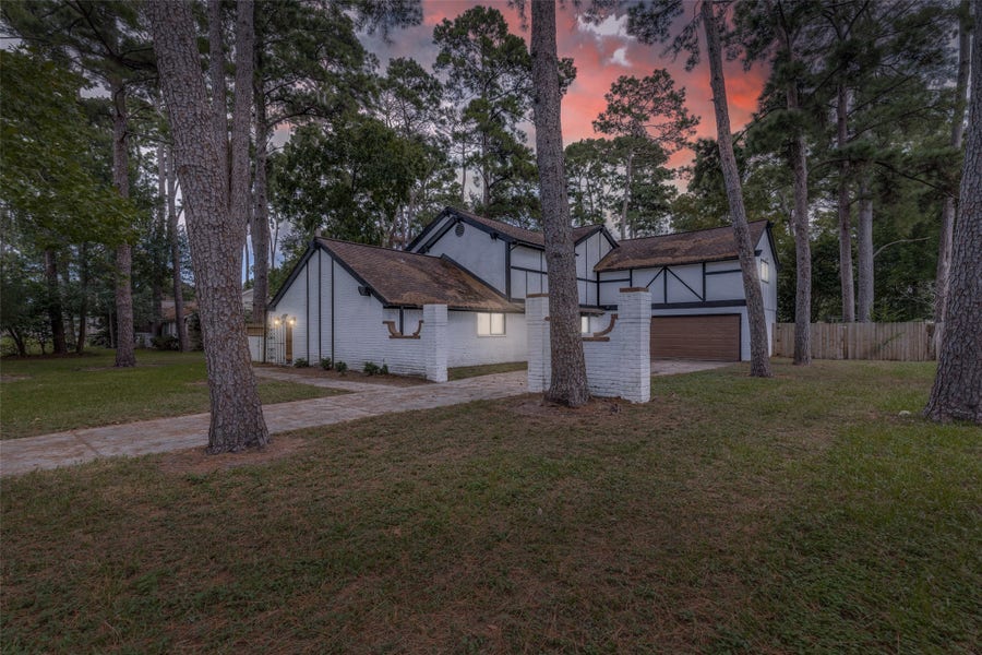 Property photo for 6611 Falling Waters Drive, Spring, TX