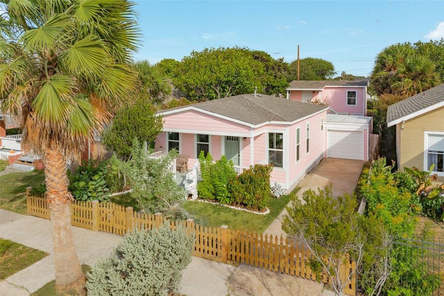Property photo for 3602 Avenue S 1/2, Galveston, TX