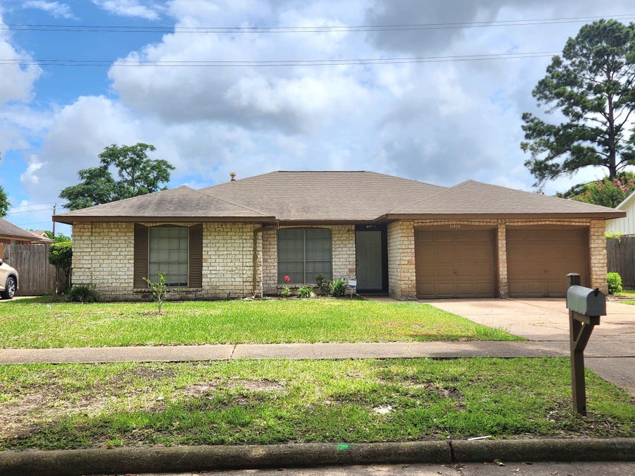 Property photo for 11410 Spring Grove Drive, Houston, TX