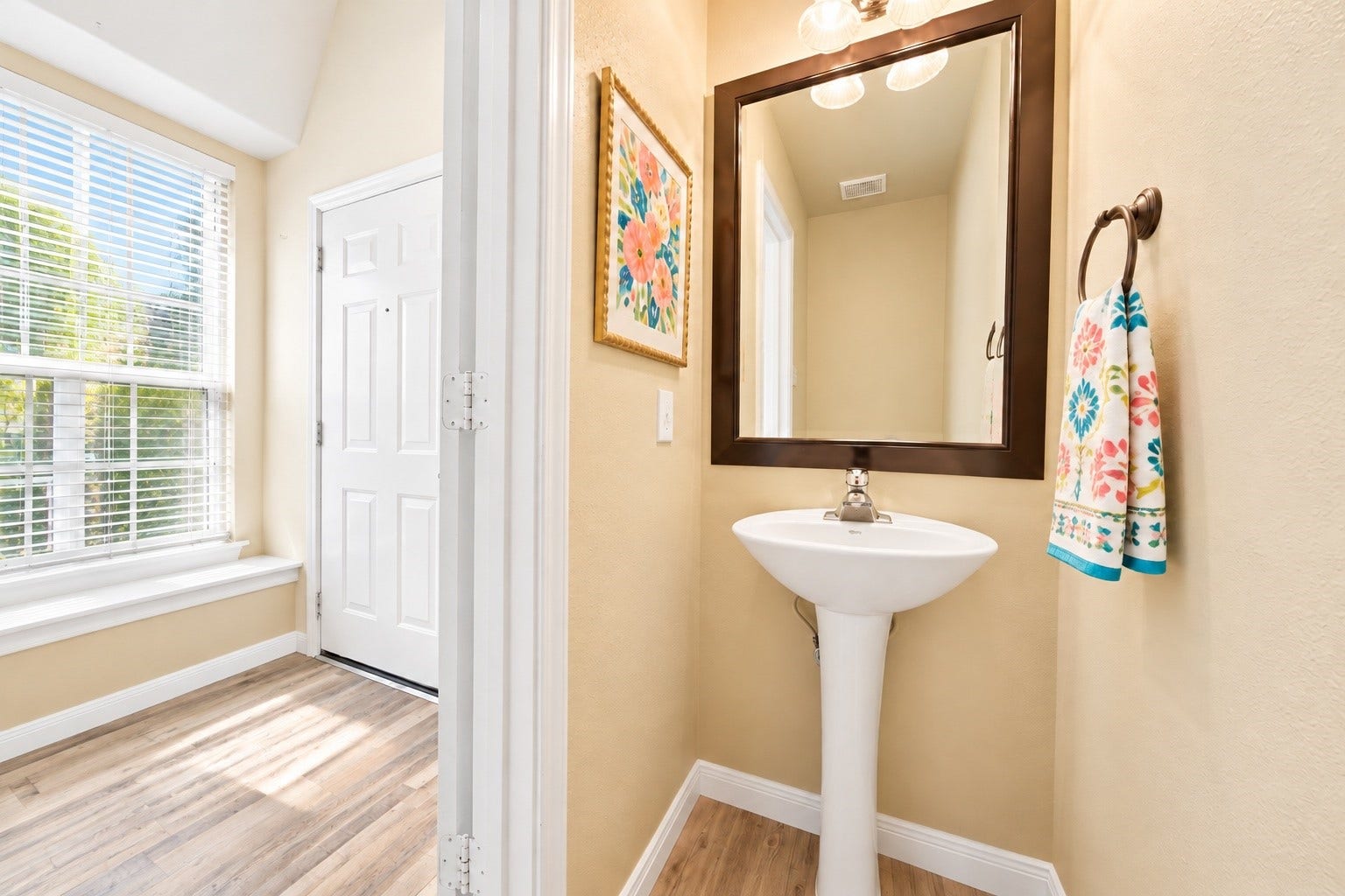 30 Blue Creek Place, The Woodlands, TX 77382 30 Blue Creek Place, The Woodlands, TX 77382