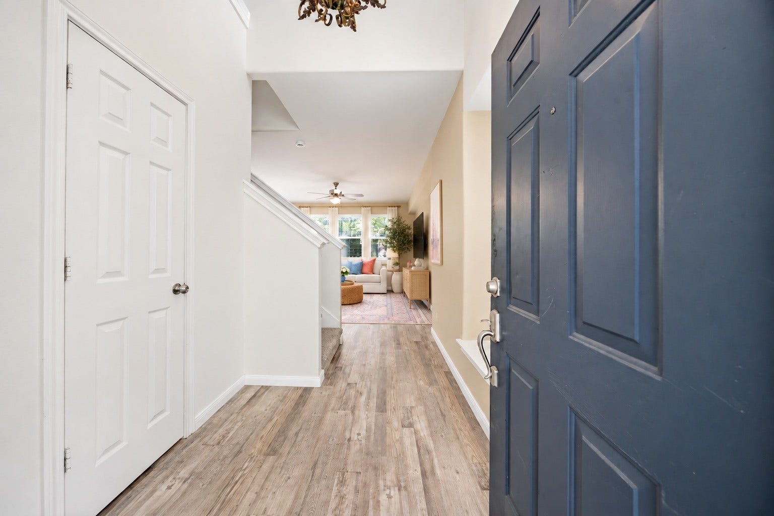 30 Blue Creek Place, The Woodlands, TX 77382 Brand new luxury vinyl from the front door to the back. Ready for you to call this place home!