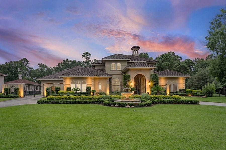 Property photo for 28427 Woodsons Lake Drive, Spring, TX