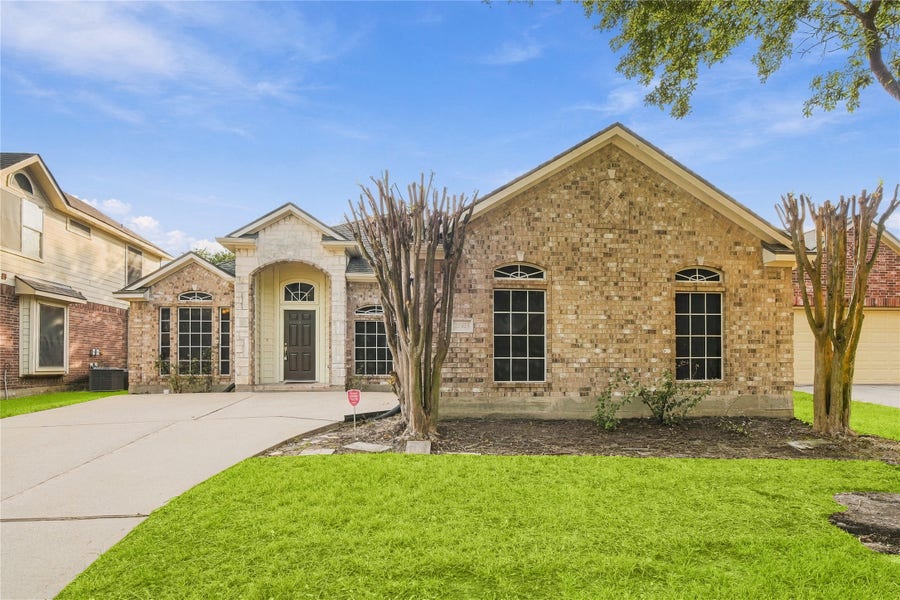 Property photo for 22923 Creekside Gate Court, Tomball, TX