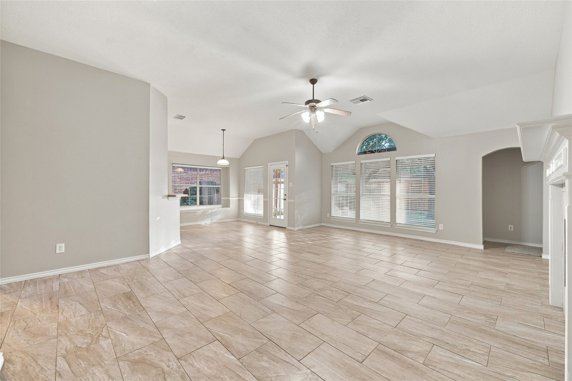 22923 Creekside Gate Court, Tomball, TX 77375 22923 Creekside Gate Court, Tomball, TX 77375